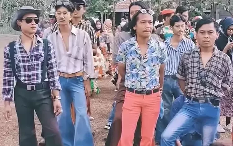 Tren Fashion Era 80an