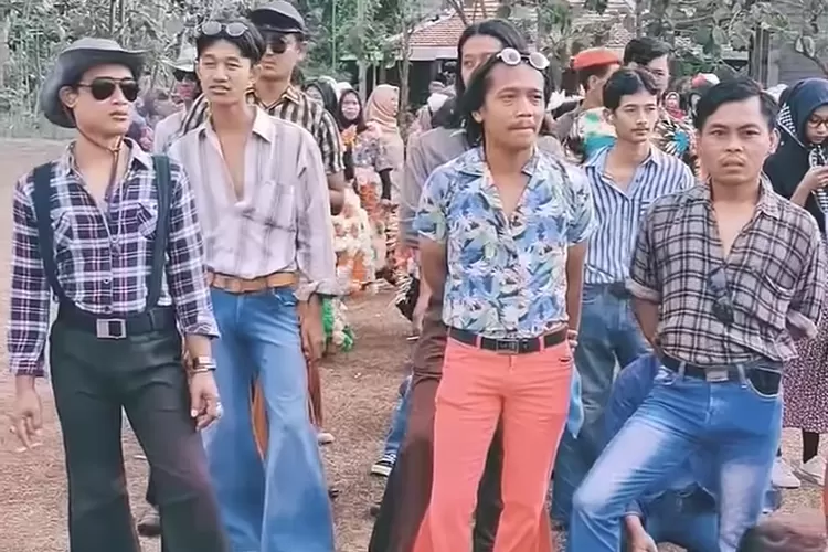 Tren Fashion Era 80an